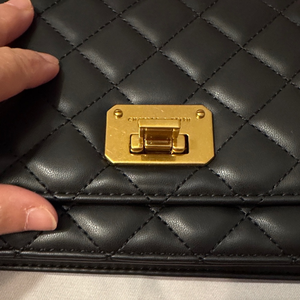 Charles & Keith Gradient Gift Box - Picture 8 of 13